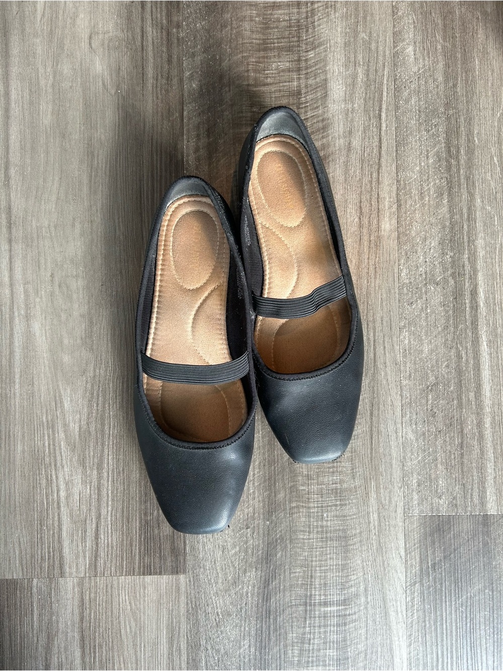 Old Navy Black Mary Jane Cushioned Flats